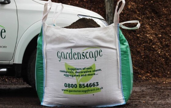 Topsoil - Kent Yard - Fast Delivery | Gardenscapedirect